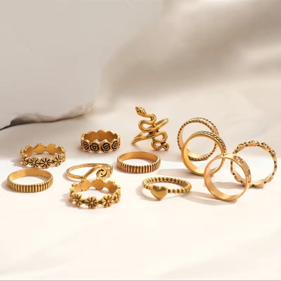 12-Piece Aged Gold Ring Set - Picture 3 of 6
